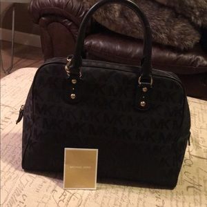 Large Michael Kors Crossbody Bag.